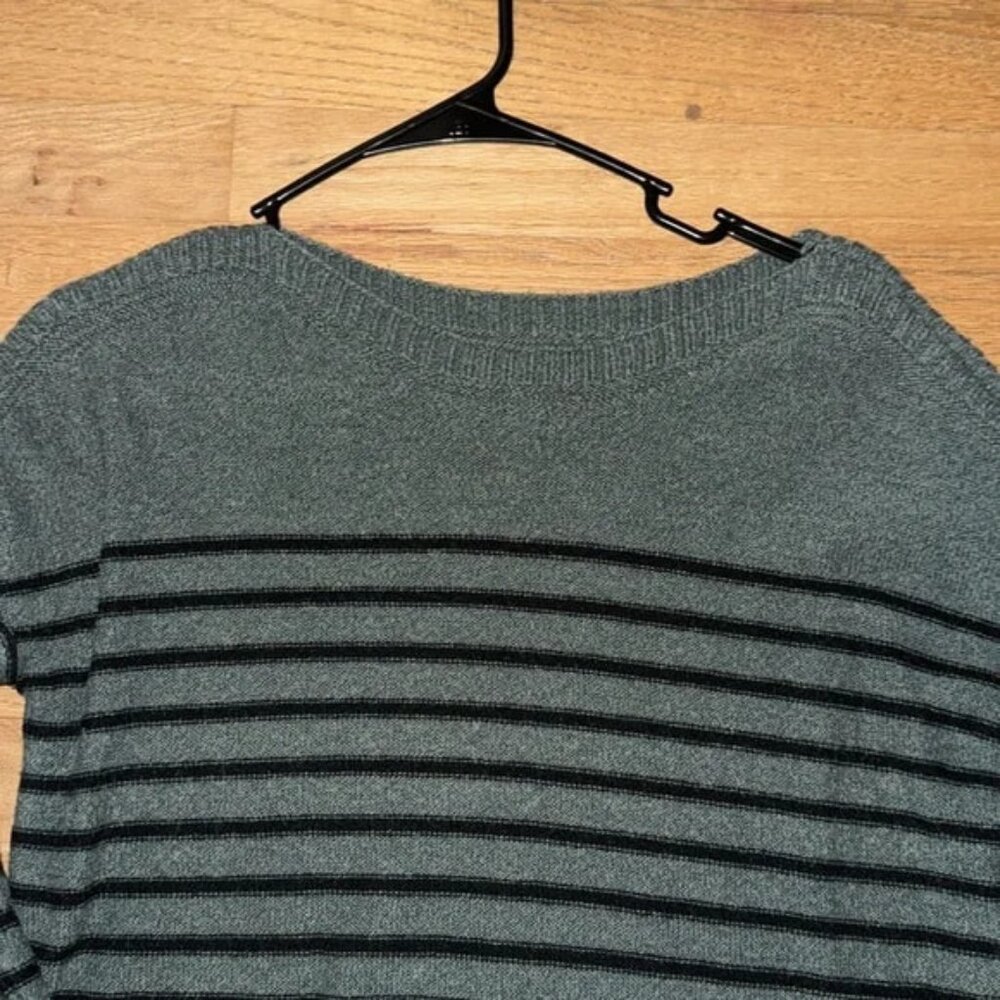 Old navy tunic sweater size small